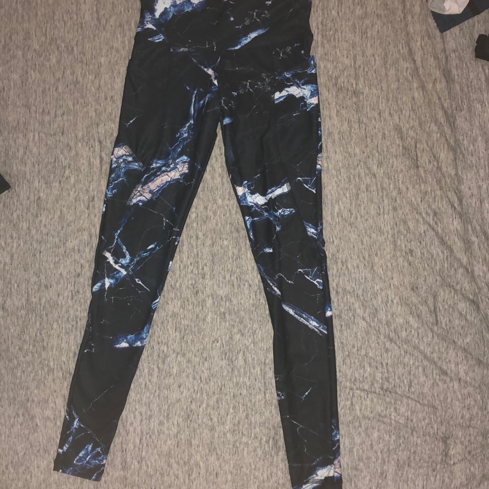 STRUT-THIS legging